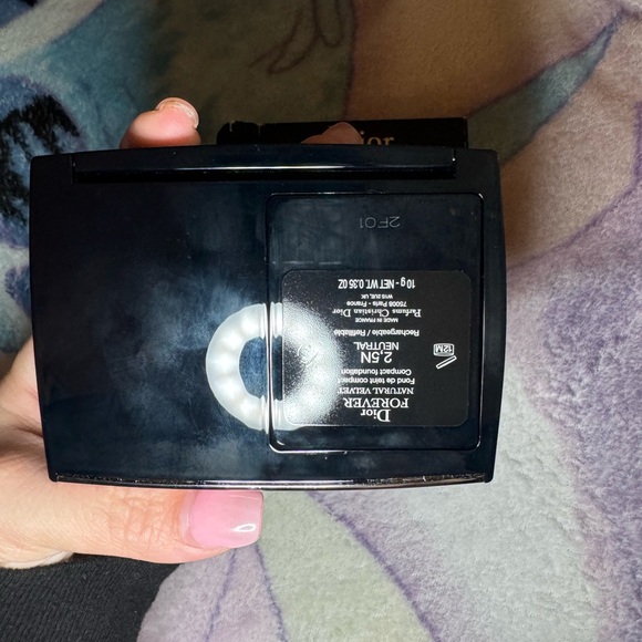 Dior powder foundation 2.5N - Picture 3 of 3